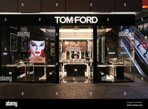 tom ford cosmetics store locator